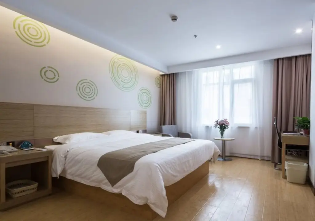 Чанчжоу: GreenTree Inn Changzhou Zhongwu Avenue Jiangsu University of Techonology Express Hotel