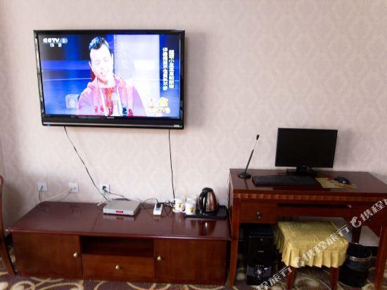 Таншань: Super 8 Tangshan Fengnan Culture Square