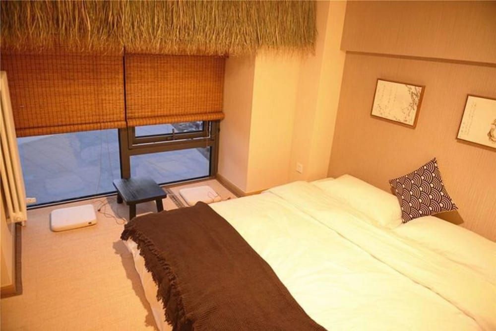 Пекин: Beijing Yinjue Loft Apartment