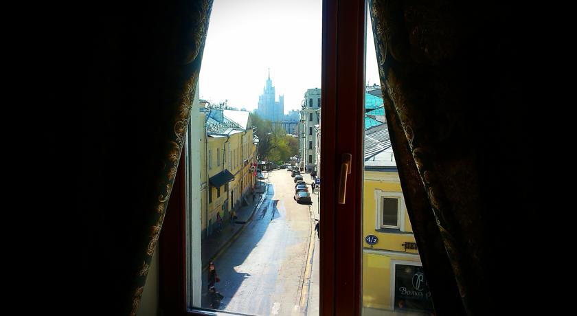 Москва: Отель Маралунга