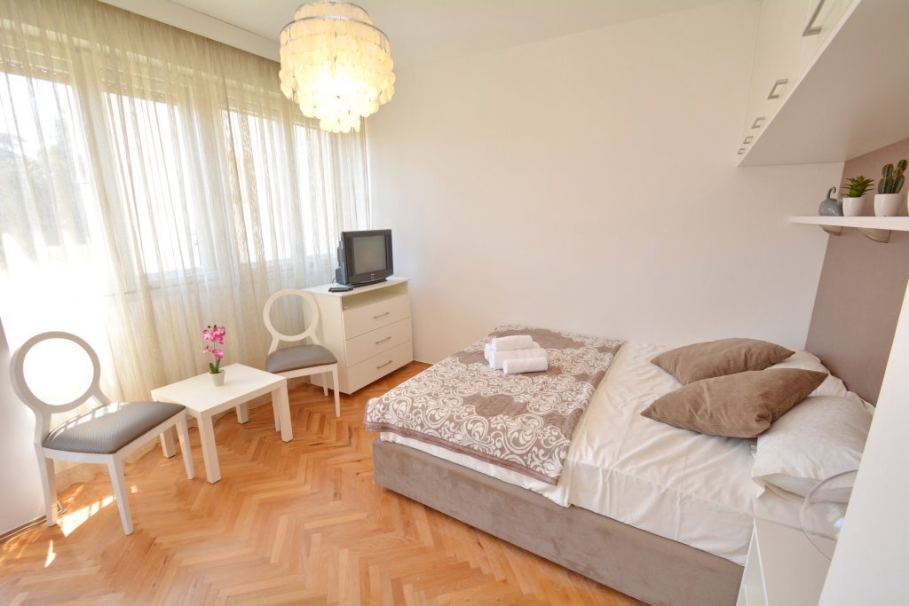 Тиват: Studio Dimitris II Apartments