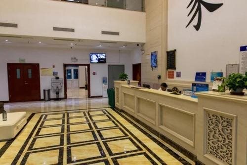 Тяньцзинь: Tianjin Yuetan Business Hotel