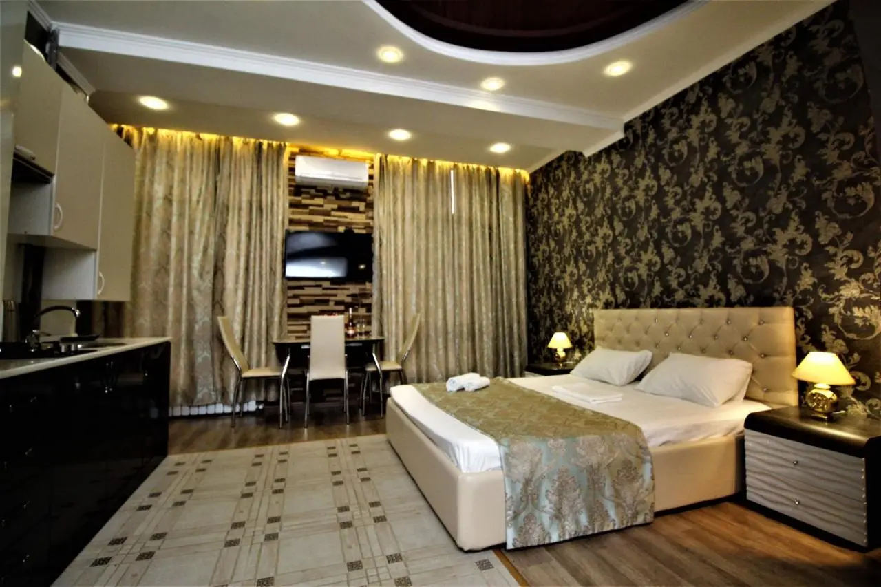 Красная Поляна: Studio in Monaco Club
