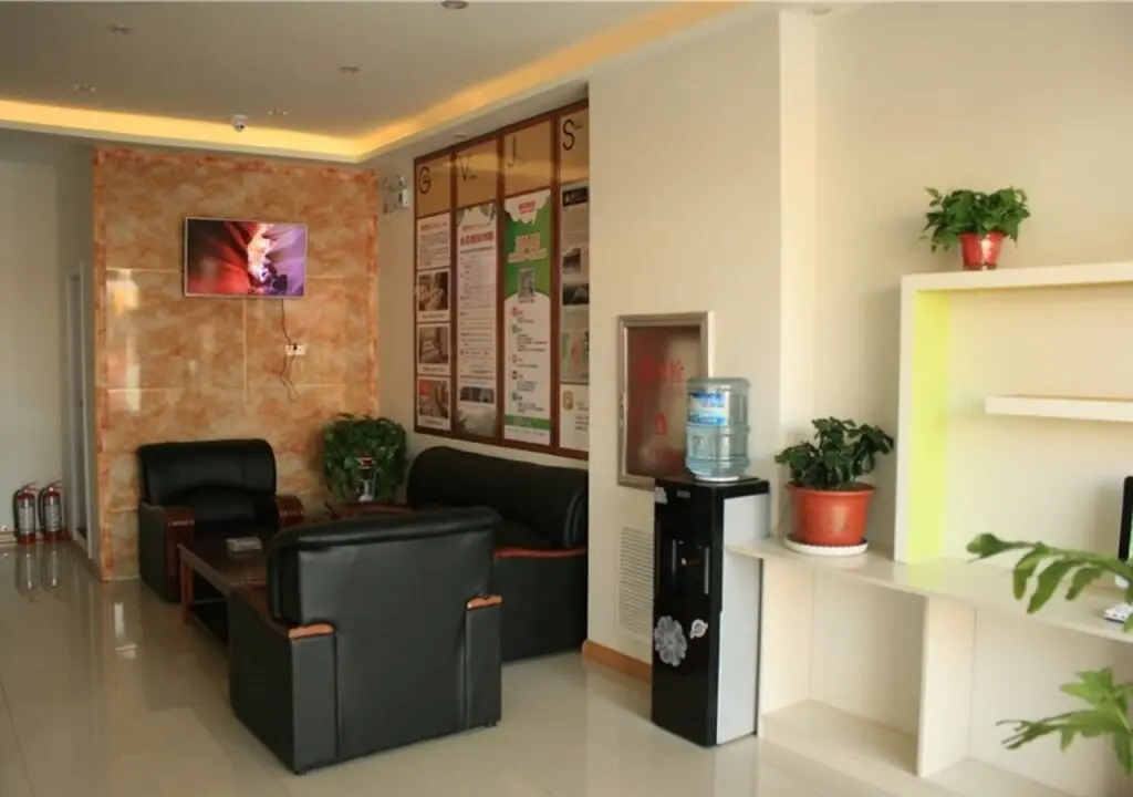 Синьчжоу: Shell Xinzhou Jingle County Echeng Road Hotel