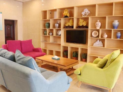 GreenTree Inn Linyi Beicheng New Area North Mengshan Road Express Hotel — фото 1