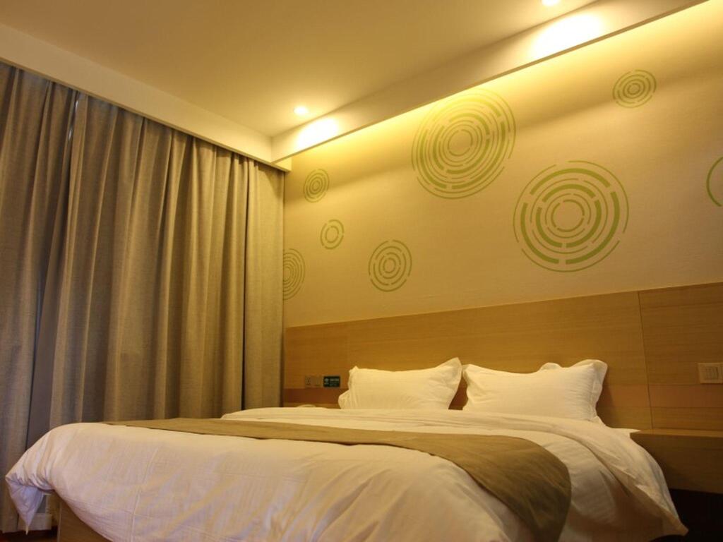 Цзаочжуан: GreenTree Inn Zaozhuang High-speed Train Station Express Hotel