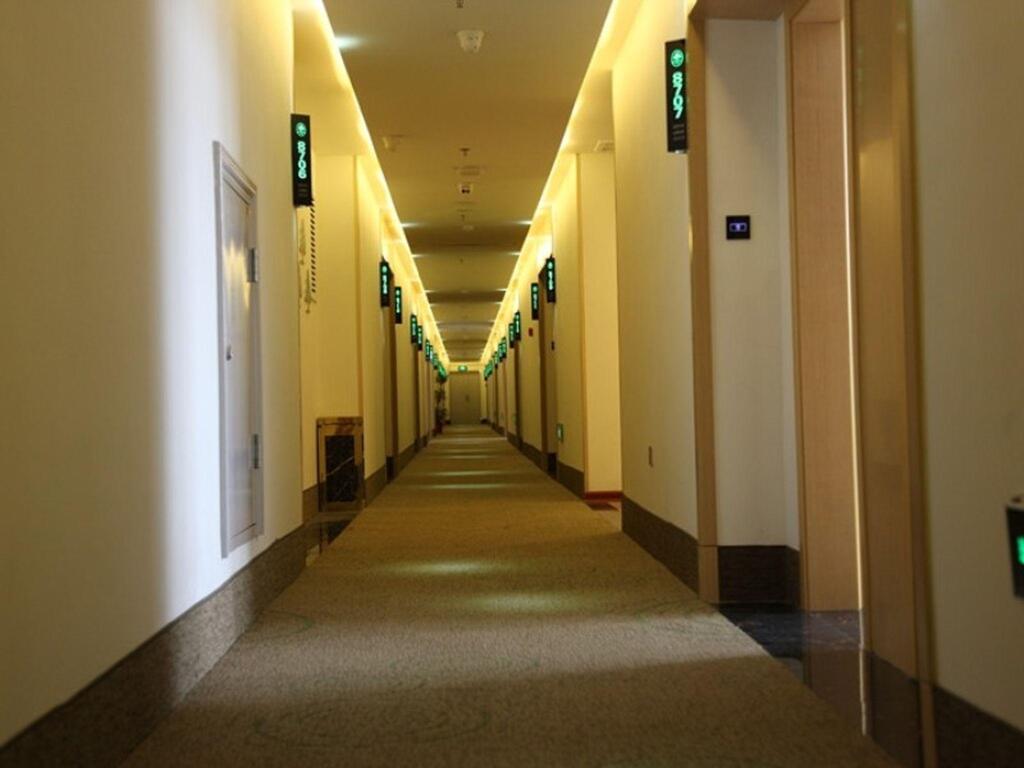 Цзаочжуан: GreenTree Inn Zaozhuang High-speed Train Station Express Hotel