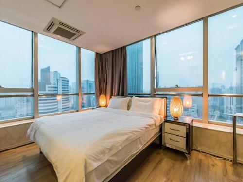 Шанхай: Shanghai Junhao Apartment