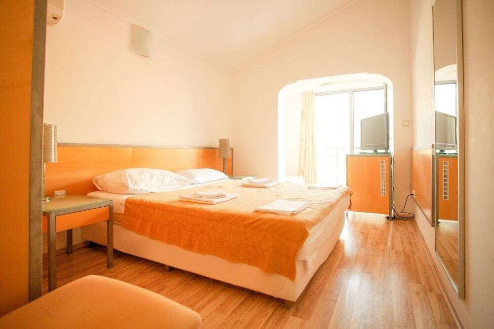 Бульярица: Hotel Savojo