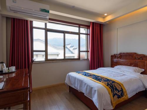 Чичжоу: Greentree Alliance Chizhou Jiuhuashan Zodiac Statue Of God Hotel