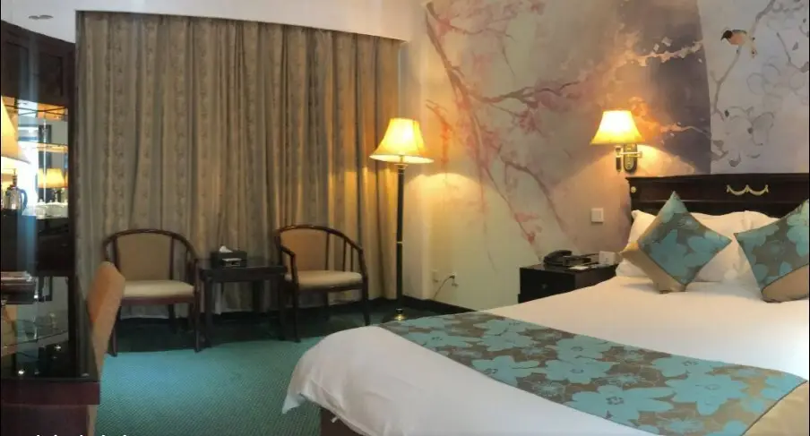 Шанхай: Xincheng Hotel