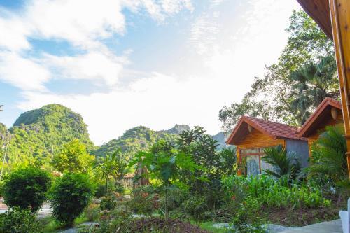Хоа Лу: green mountain homestay