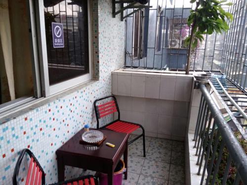 Шэньчжэнь: Migratory Bird Fly Hostel
