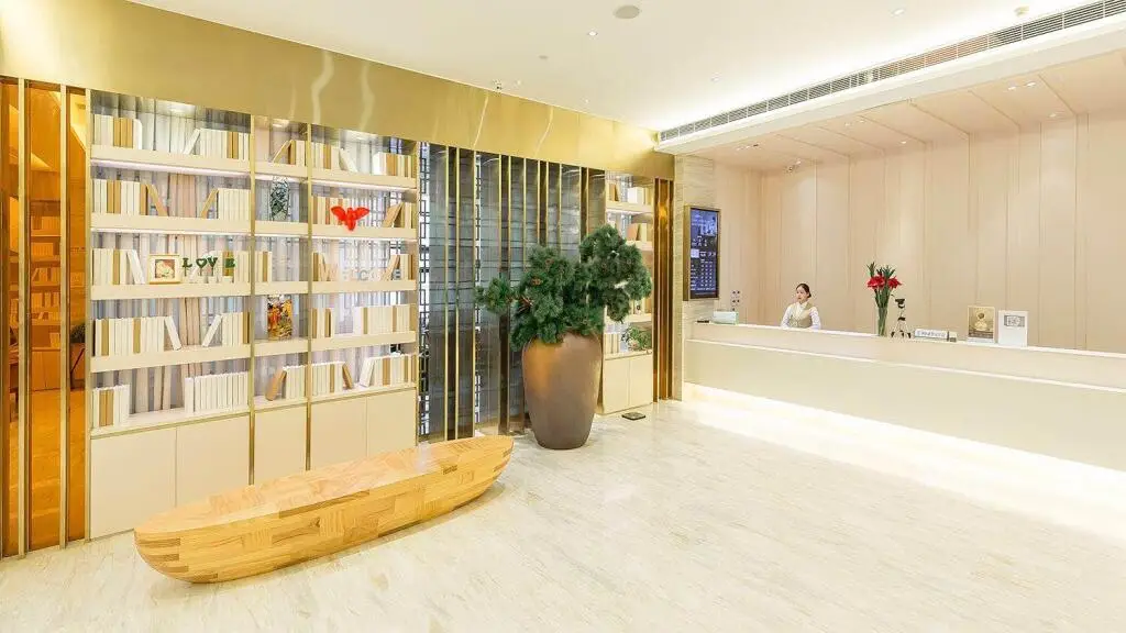 Starway Hotel Zhenjiang Dashikou — фото 1