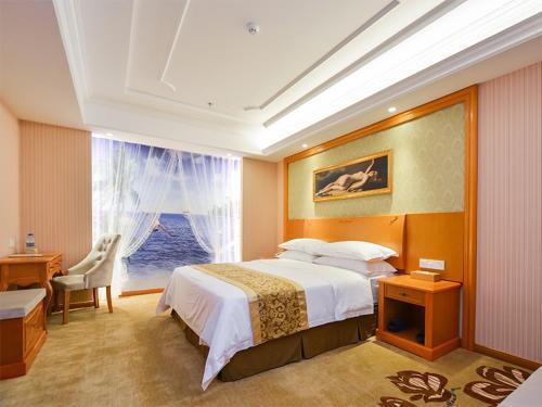 Нанкин: Vienna Hotel Nanjing Pukou Middle Puzhu Road Branch