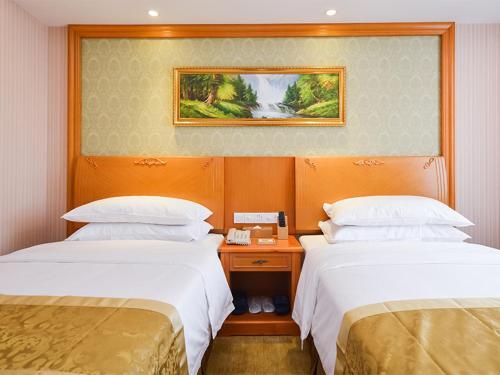 Нанкин: Vienna Hotel Nanjing Pukou Middle Puzhu Road Branch
