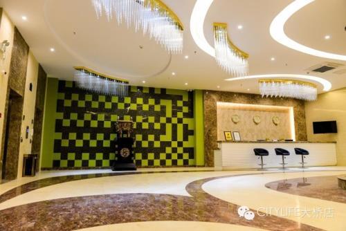 Янчжоу: Thank Inn Chain Hotel Jiangsu Yangzhou Jiangdu District Daqiao Town