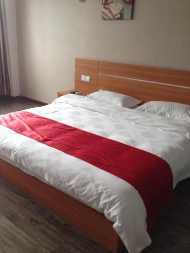 Янчжоу: Thank Inn Chain Hotel Jiangsu Yangzhou Jiangdu District Daqiao Town