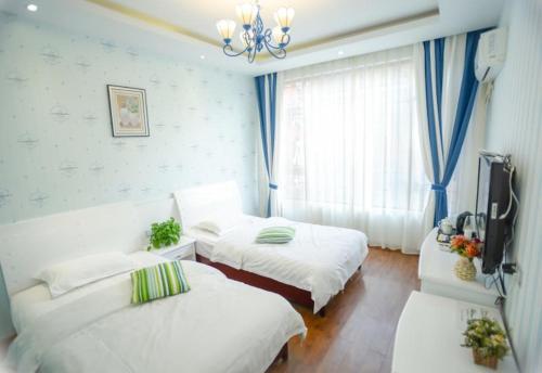 Лешан: Me Hostel
