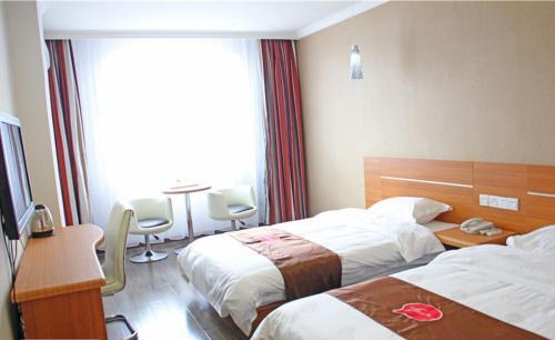 Пинлян: Thank Inn Chain Hotel Gansu Pingliang Kongtong District South Gate Crossroad