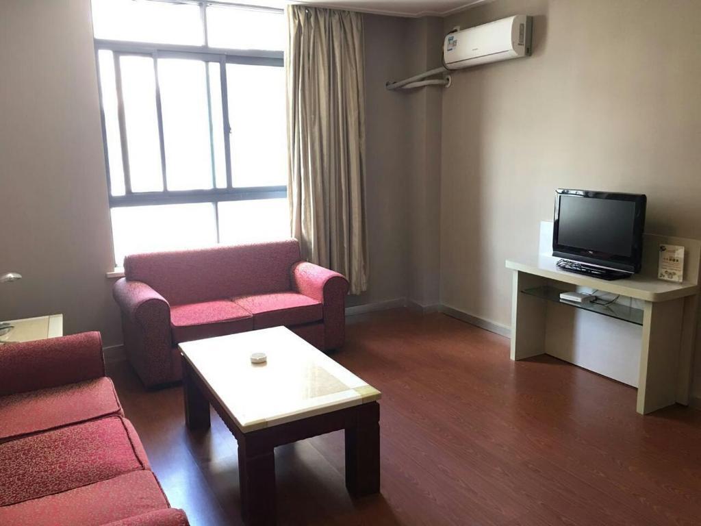 Шанхай: Elan Hotel (Taicang Wuyang Square)
