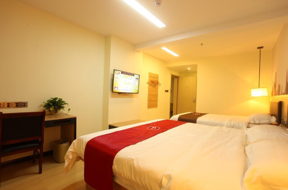 Дежоу: Thank Inn Chain Hotel Shandong Dezhou Decheng District Wanda Plaza