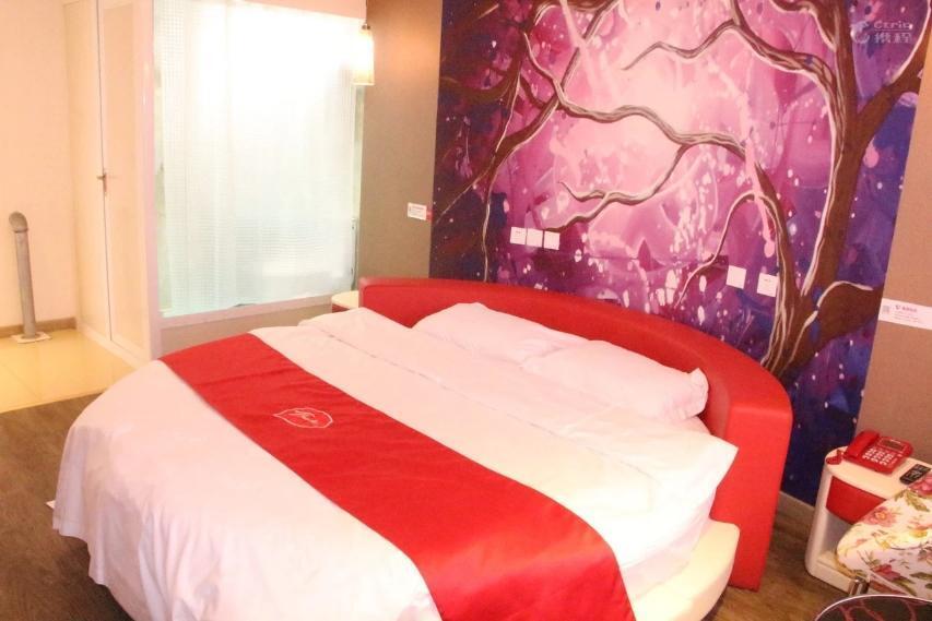 Дежоу: Thank Inn Chain Hotel Shandong Dezhou Decheng District Wanda Plaza