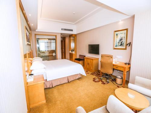 Инчэн: Vienna Hotel Yingcheng Hai Mountain Yingcheng
