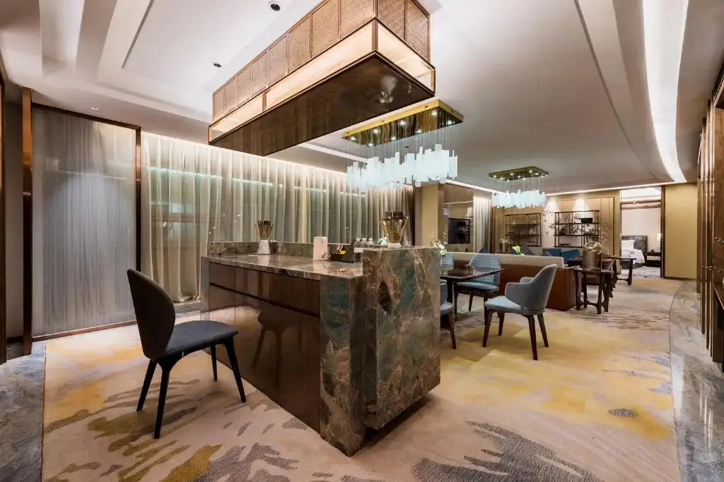 Шанхай: Auto City Ruili Hotel