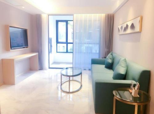 Шанхай: Ji Hotel Shanghai Jiuting Science and Technology City