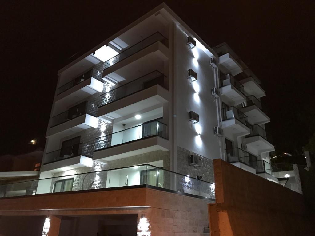 Сутоморе: Guesthouse Montex
