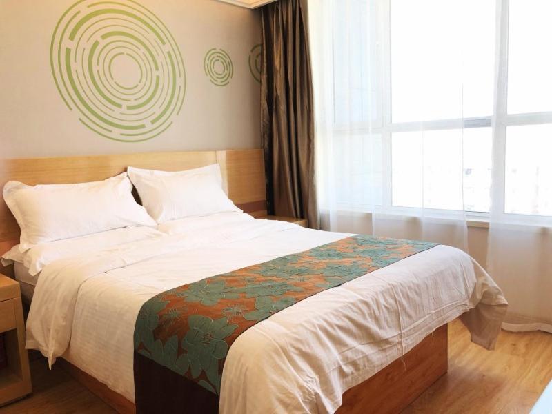 Урумчи: Greentree Inn Urumqi Airport Tianyi International City Business Hotel