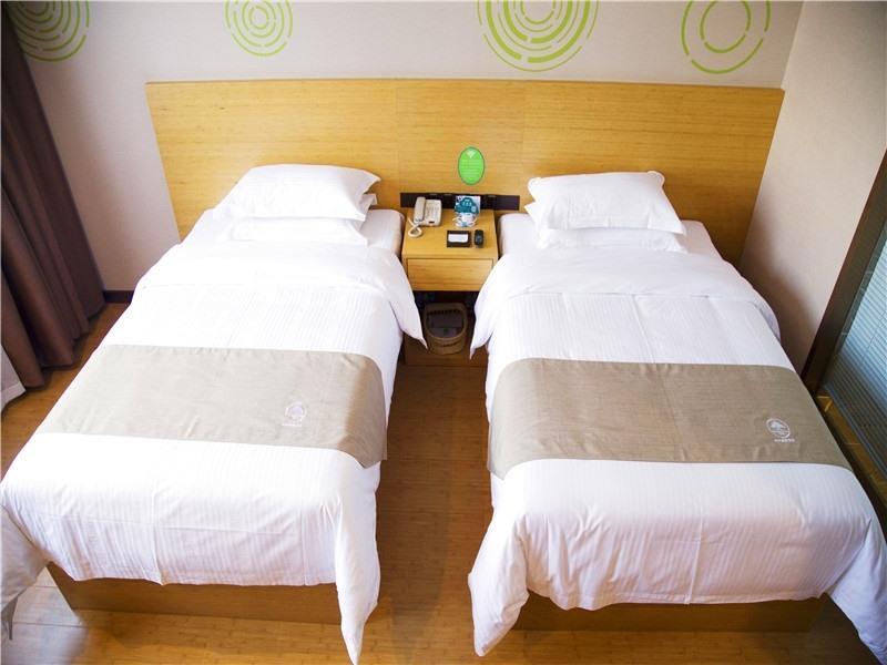 Наньчан: GreenTree Inn Nanchang Hongcheng Big Market Express Hotel
