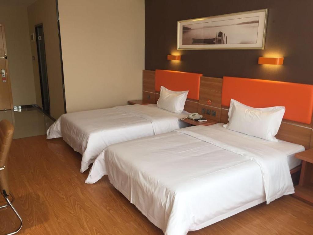 Линьи: 7Days Premium Linyi Hedong Caiyuan Square