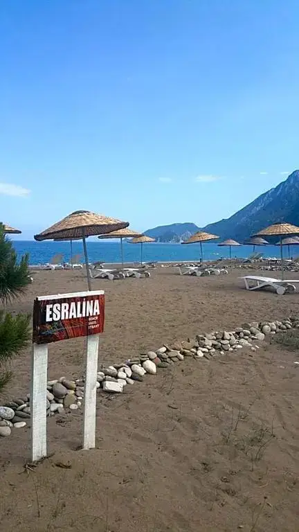 Чамьюва: Esralina Bungalows Cirali