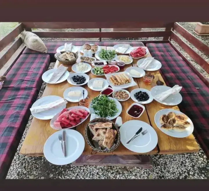 Чамьюва: Esralina Bungalows Cirali