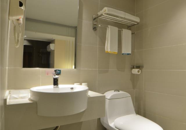 Чжэнчжоу: City Comfort Inn Zhengzhou Railway Station East Square Datong Road