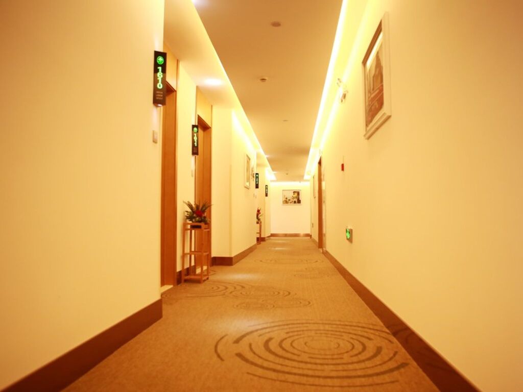 Хучжоу: GreenTree Inn Huzhou Zhili Fortune Plaza Wuxing Avenue Express Hotel