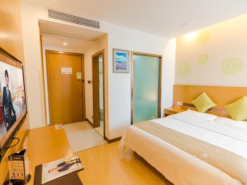 Хучжоу: GreenTree Inn Huzhou Zhili Fortune Plaza Wuxing Avenue Express Hotel