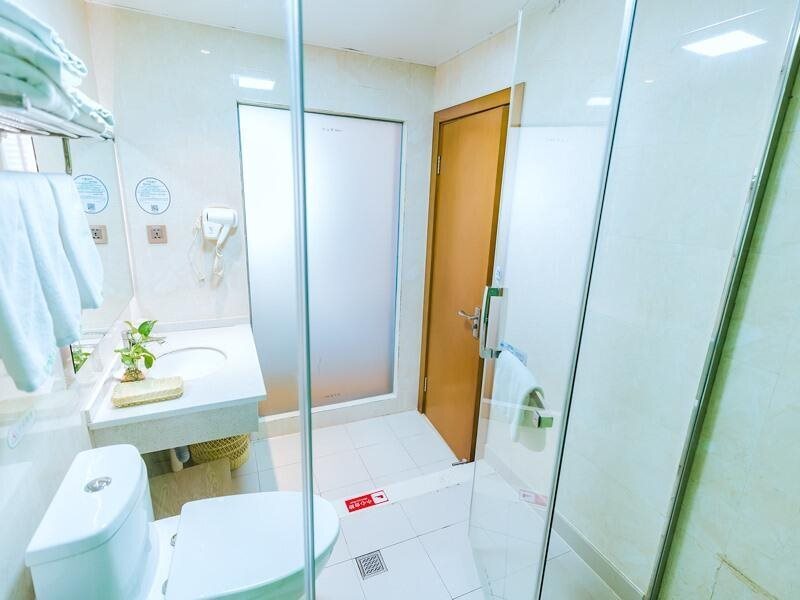 Хучжоу: GreenTree Inn Huzhou Zhili Fortune Plaza Wuxing Avenue Express Hotel
