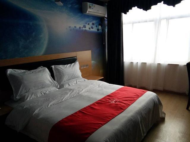 Наньчан: Thank Inn Chain Hotel jiangxi nanchang zhongshan road August 1st pavilion mero station