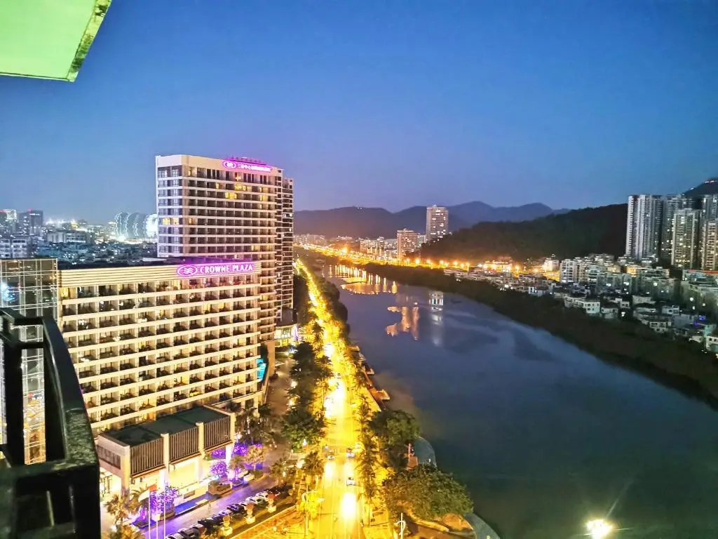 Sanya Chengsu Hongzhou Times Coast Holiday Apartment — фото 1