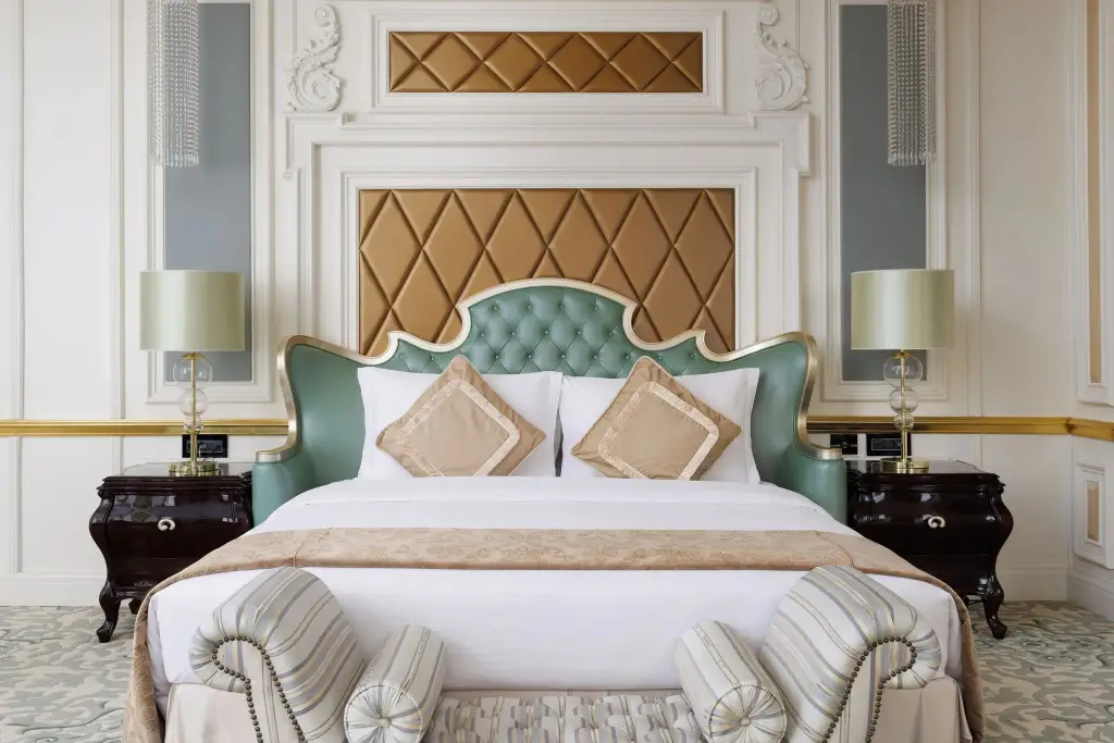 Москва: Отель The St. Regis Moscow Nikolskaya