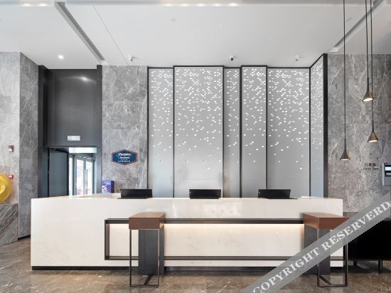 Шэньчжэнь: Hampton Apartments by Hilton Shenzhen Futian Mangrove Park
