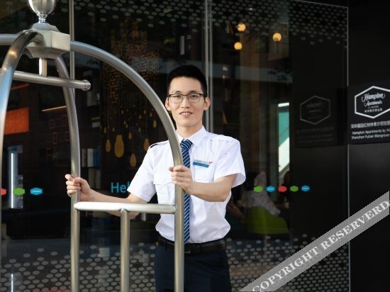 Шэньчжэнь: Hampton Apartments by Hilton Shenzhen Futian Mangrove Park