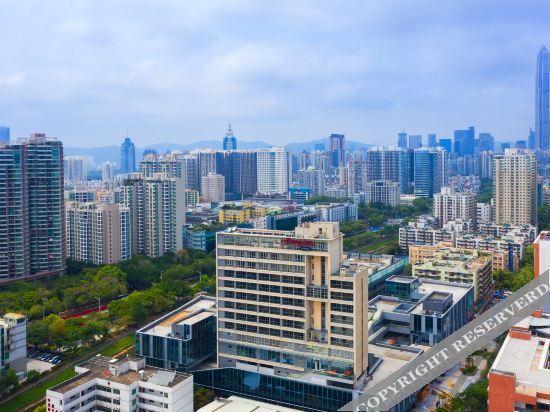 Шэньчжэнь: Hampton Apartments by Hilton Shenzhen Futian Mangrove Park