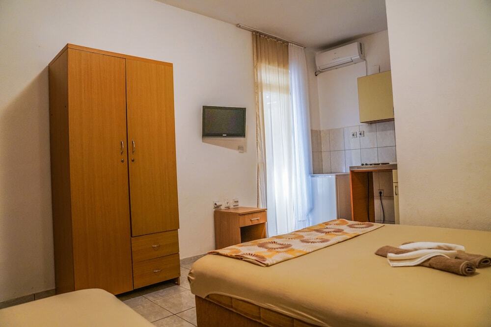 Добро Вода: Anel Apartments
