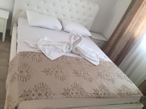 Добро Вода: Hotel ŠARS