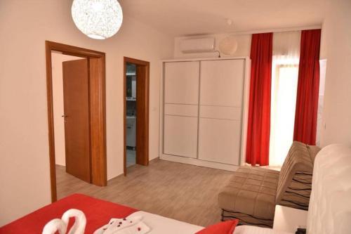 Добро Вода: Hotel ŠARS
