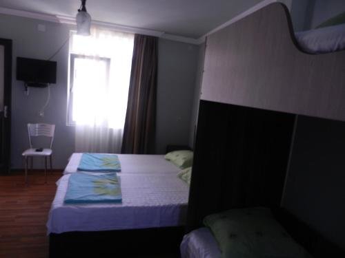 Гонио: Guest House Roman